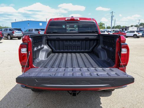 New 2026 GMC Canyon AT4 w/ Technology Plus Package AWD/4WD image 5