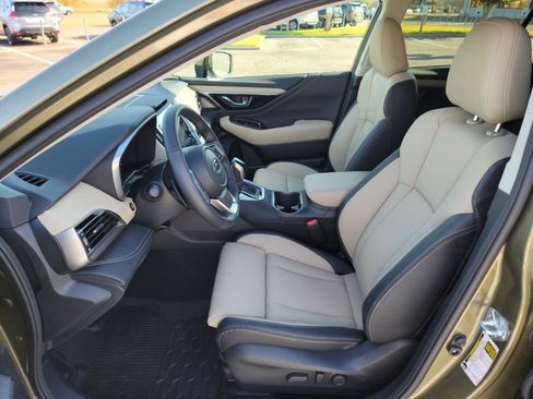 New 2025 Subaru Outback Limited image 7
