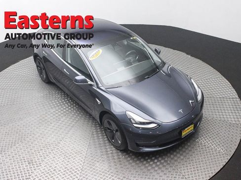 Used 2018 Tesla Model 3 RWD image 3