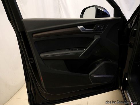 Used 2023 Audi Q5 2.0T Premium Plus w/ Premium Plus Package AWD/4WD image 25