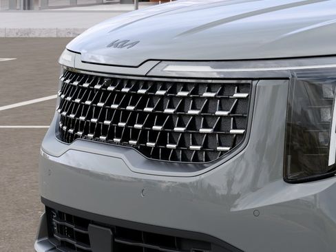 New 2027 Kia Carnival SX w/ Dark Edition Package FWD image 12