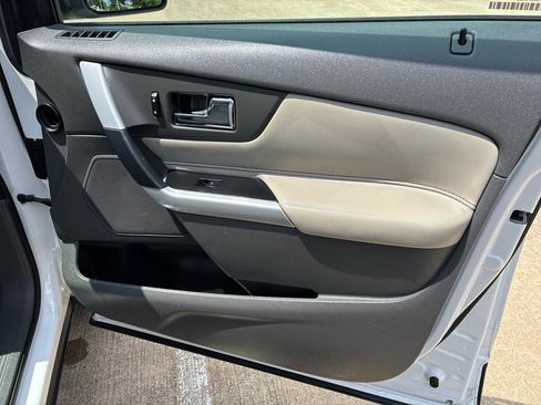Used 2014 Ford Edge SEL w/ Equipment Group 205A FWD image 51