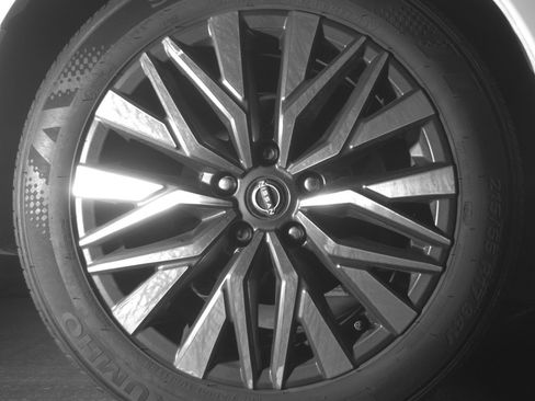 Used 2025 Nissan Altima 2.5 SV image 15