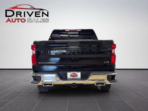 Used 2022 Chevrolet Silverado 1500 LTZ image 4