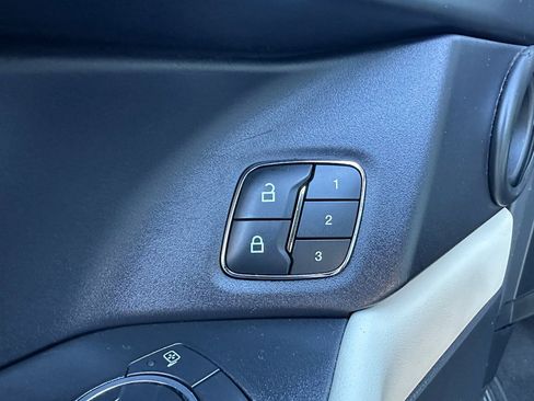 Used 2021 Ford Expedition Max Platinum image 12