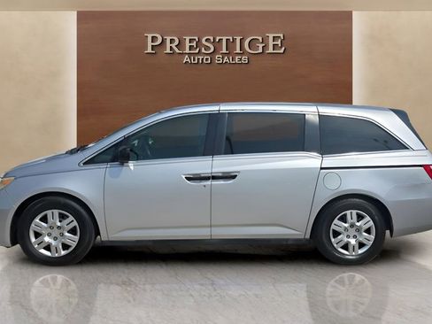 Used 2013 Honda Odyssey LX image 22