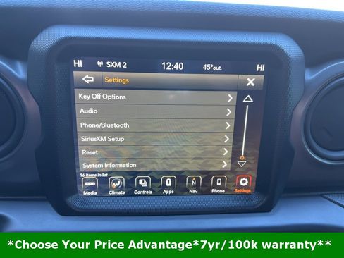 Certified 2022 Jeep Gladiator Willys image 82