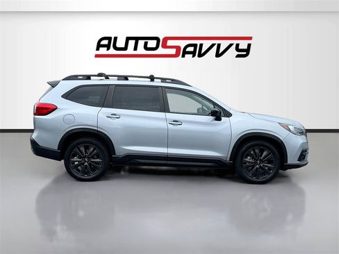Used 2022 Subaru Ascent Onyx Edition image 8