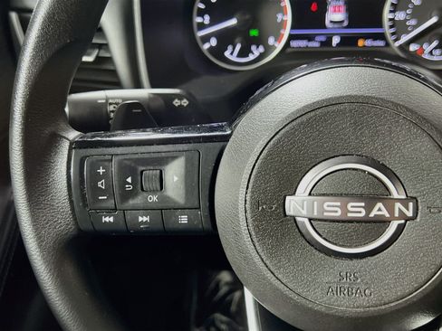 Used 2023 Nissan Rogue SV AWD/4WD image 19