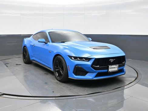 Used 2024 Ford Mustang GT RWD image 8