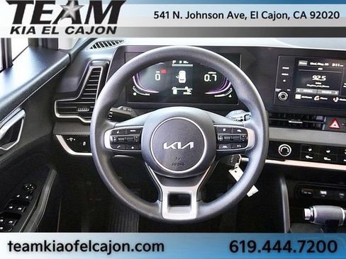 Certified 2025 Kia Sportage LX FWD image 19
