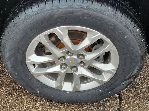 Certified 2021 Chevrolet Traverse LT image 38