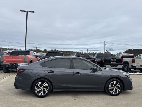 Used 2024 Subaru Legacy Premium image 5