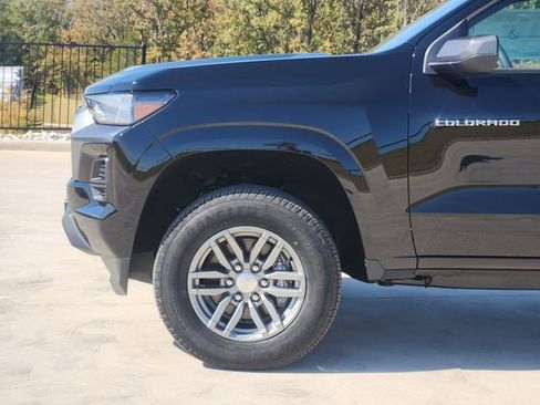 New 2025 Chevrolet Colorado LT w/ Advanced Trailering Package RWD image 8