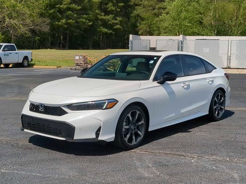 Used 2025 Honda Civic Sport Touring image 4