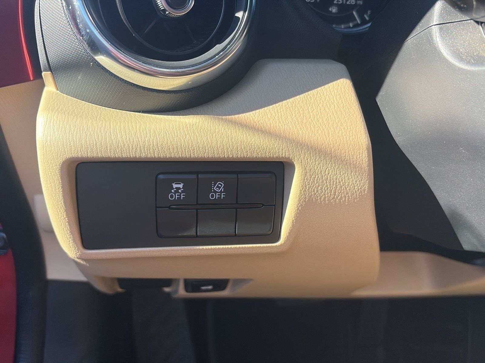 Used 2019 MAZDA MX-5 Miata RF Grand Touring RWD image 24