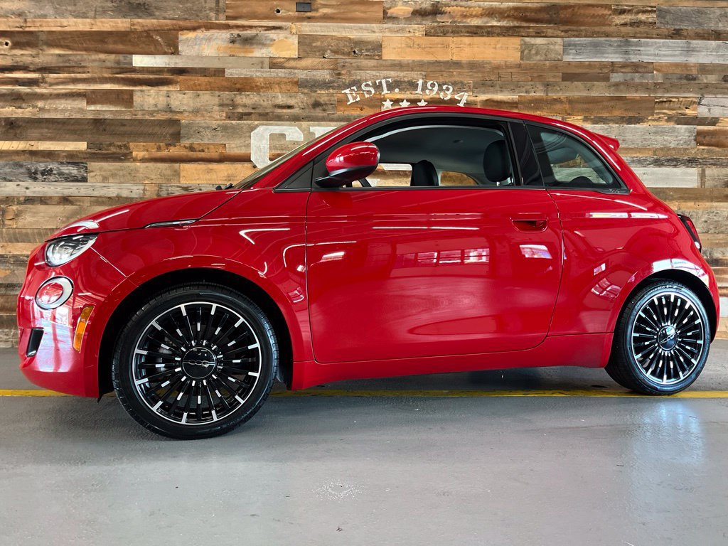 Used 2024 FIAT 500 e (RED) FWD image 14