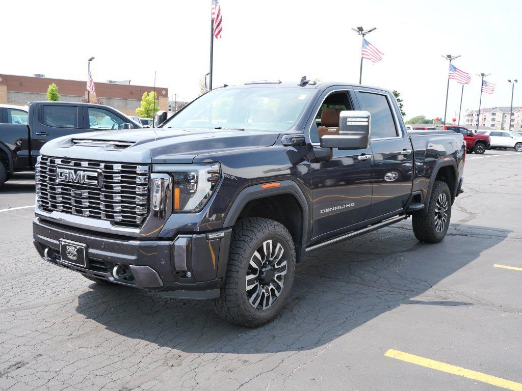 Certified 2024 GMC Sierra 3500 Denali Ultimate AWD/4WD image 9
