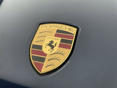 Certified 2025 Porsche Cayenne E-Hybrid Coupe image 12