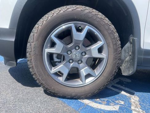 Used 2023 Honda Passport TrailSport image 13