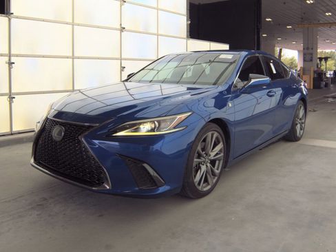 Used 2019 Lexus ES 350 F Sport w/ Accessory Package 2 FWD image 1