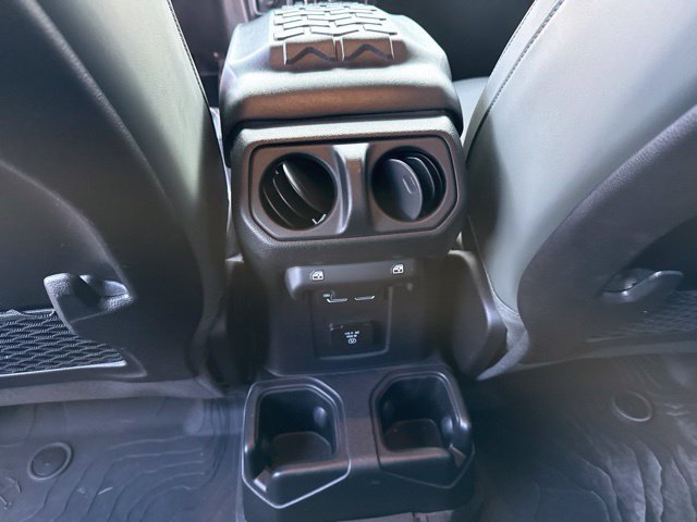Used 2025 Jeep Gladiator Mojave w/ Safety Group AWD/4WD image 27
