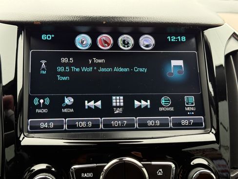 Used 2017 Chevrolet Cruze Premier image 28