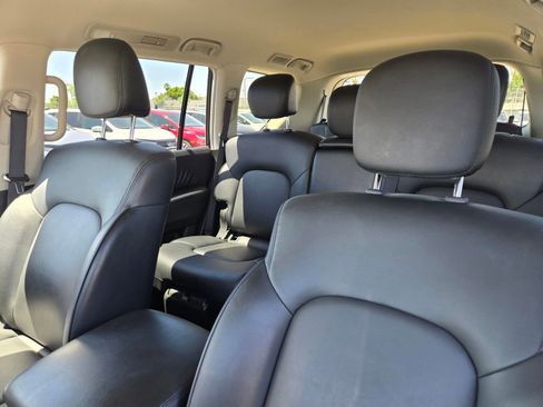 Used 2024 Nissan Armada SV AWD/4WD image 13