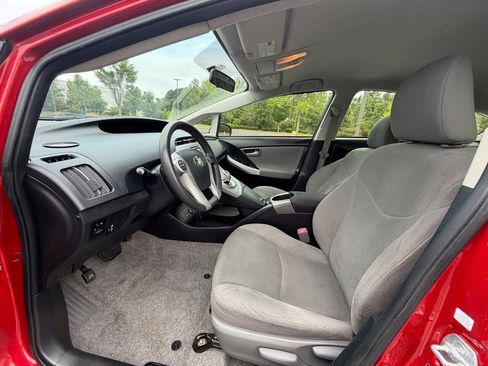 Used 2012 Toyota Prius Three FWD image 9