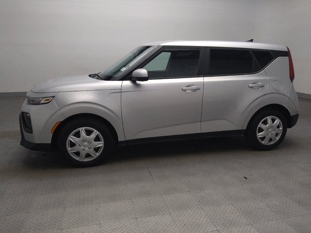Used 2020 Kia Soul LX FWD image 2