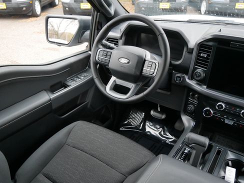 New 2025 Ford F150 XLT w/ Equipment Group 302A MID image 9