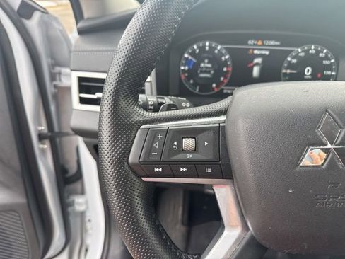 Used 2024 Mitsubishi Outlander SEL image 18