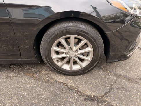 Used 2019 Hyundai Sonata SE image 14