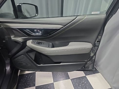 Used 2021 Subaru Outback Onyx Edition XT image 5