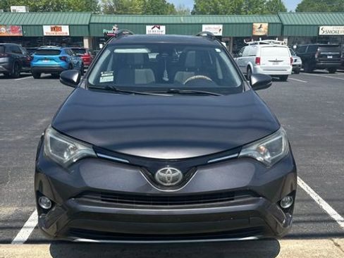 Used 2017 Toyota RAV4 XLE image 6