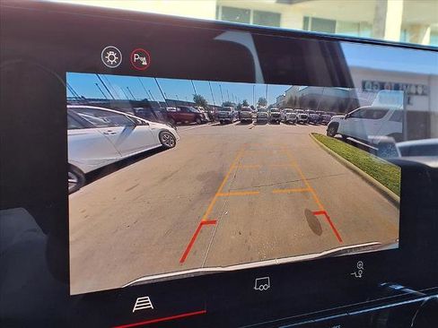 New 2026 GMC Canyon Elevation w/ Convenience Package image 5