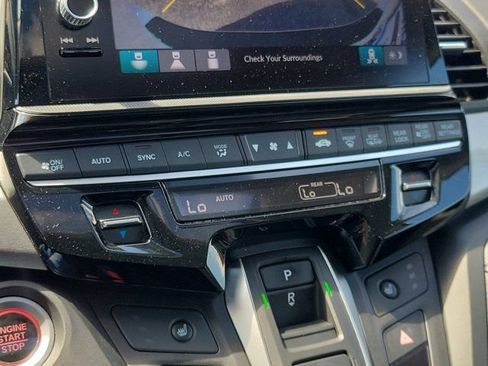 Used 2025 Honda Odyssey EX-L image 26