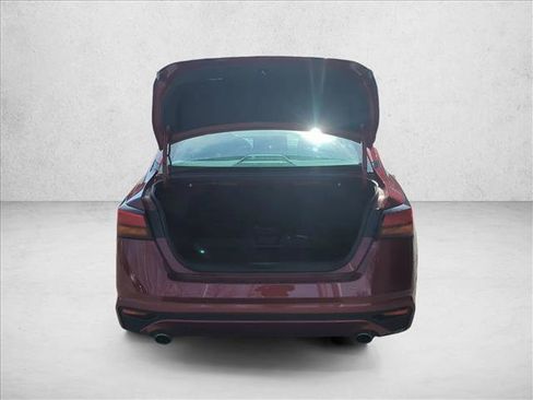 Certified 2024 Nissan Altima 2.5 SL image 9