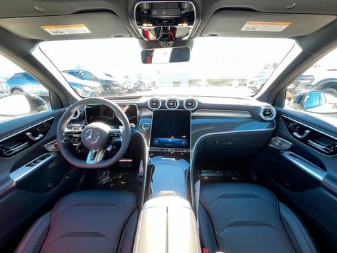 New 2026 Mercedes-Benz GLC 43 AMG 4MATIC image 9