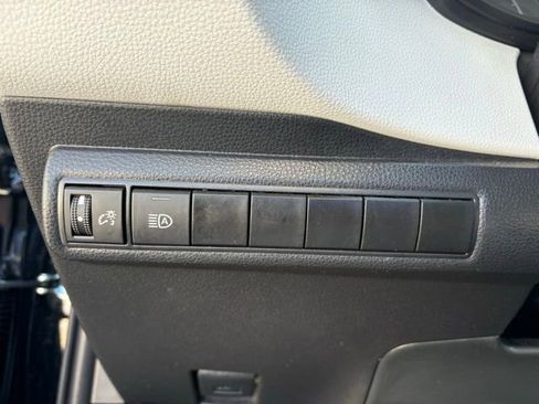 Used 2024 Toyota Corolla SE image 23