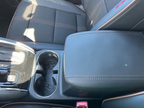 New 2025 GMC Canyon AT4 w/ Nightfall Edition image 21