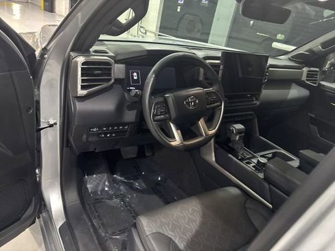 Used 2025 Toyota Tundra Limited image 14