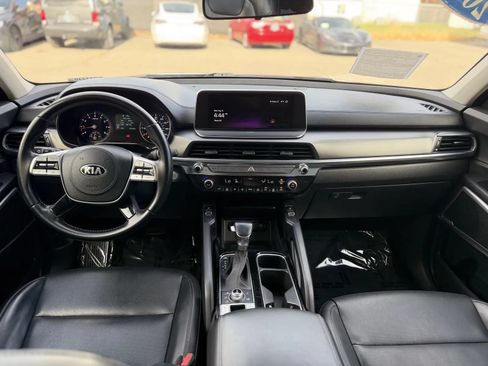 Used 2022 Kia Telluride S AWD/4WD image 9