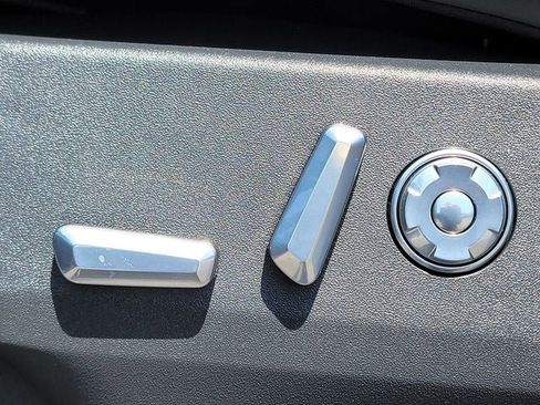 New 2026 Lincoln Navigator Reserve AWD/4WD image 5