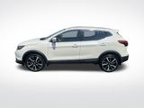 Used 2018 Nissan Rogue Sport SL w/ SL Premium Package image 2
