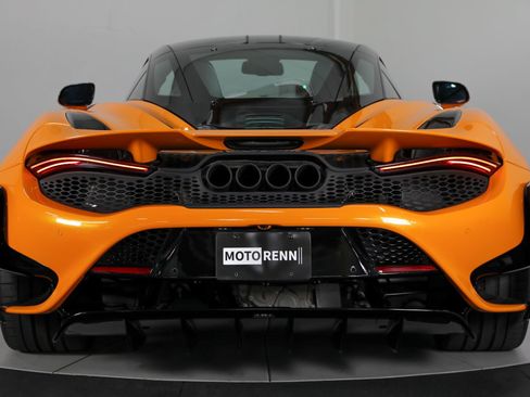 Used 2021 McLaren 765LT RWD image 9