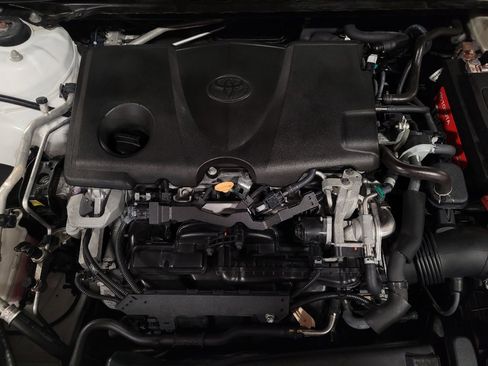 Used 2018 Toyota Camry SE w/ Audio Package image 30