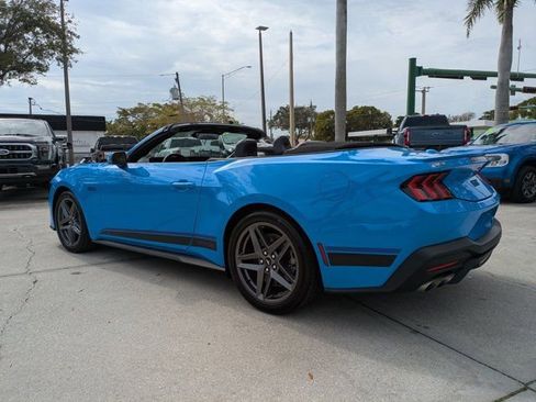 Certified 2025 Ford Mustang GT Premium image 7