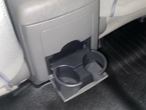 Used 2018 Nissan Frontier SV image 17