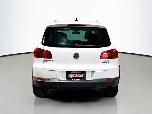Used 2017 Volkswagen Tiguan SEL AWD/4WD image 7